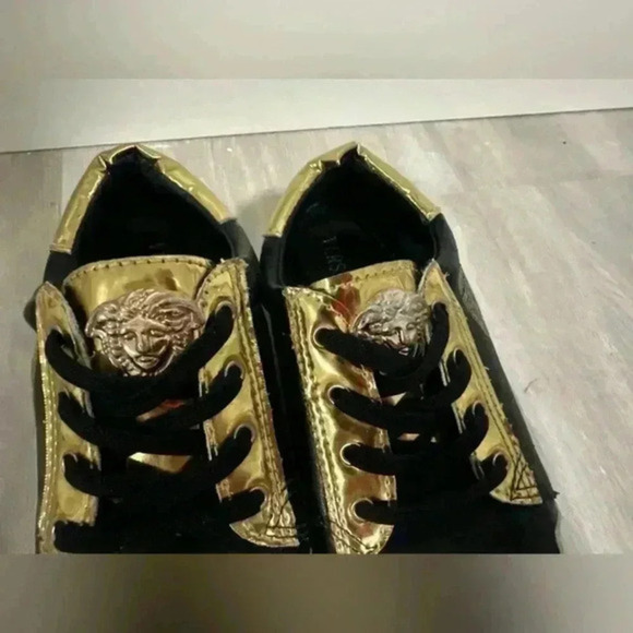 Versace boys‎ Sneakers Rubber Shoes Slip On Leather black/gold Casual Shoes sz 1 - Picture 3 of 8